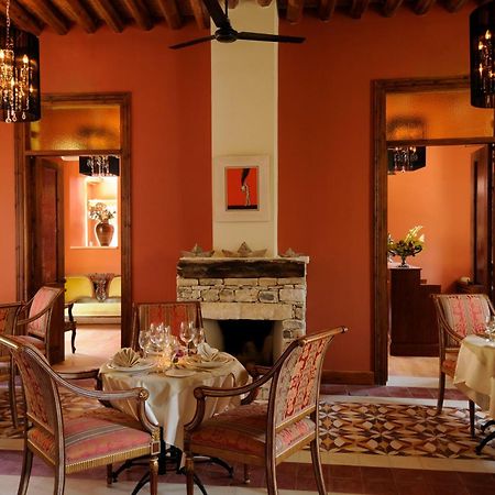 The Library Hotel Wellness Retreat Калавасос Екстериор снимка