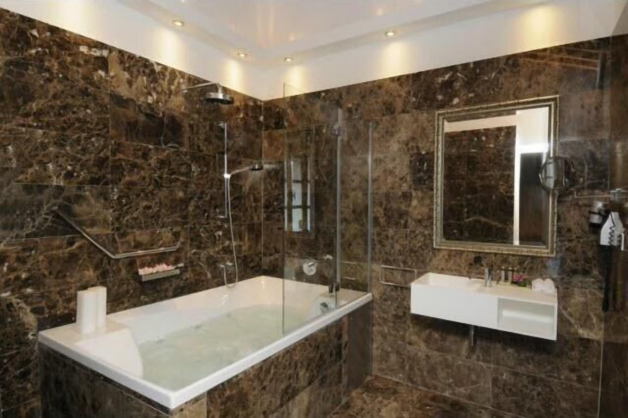 The Library Hotel Wellness Retreat Калавасос Екстериор снимка