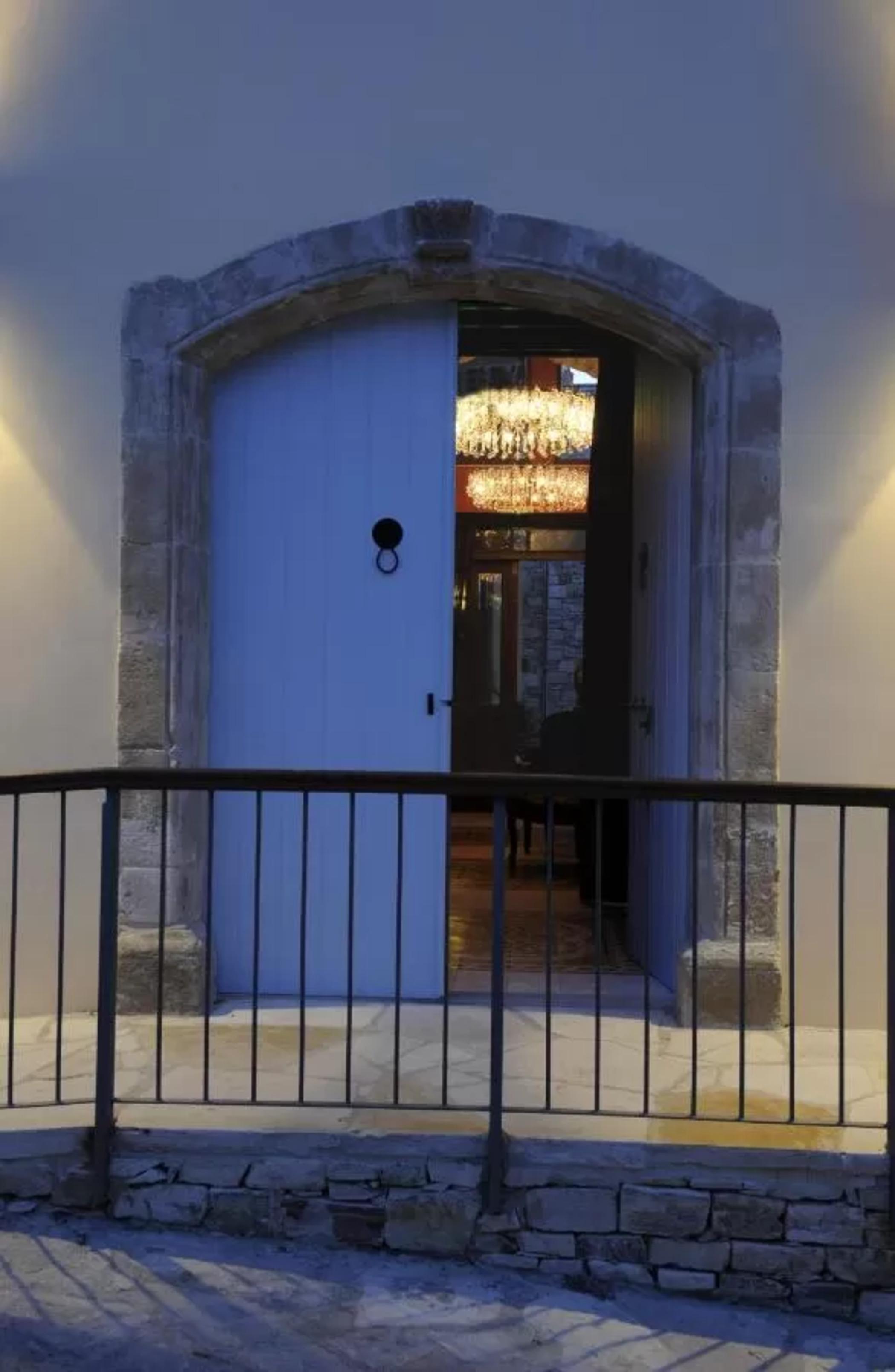 The Library Hotel Wellness Retreat Калавасос Екстериор снимка