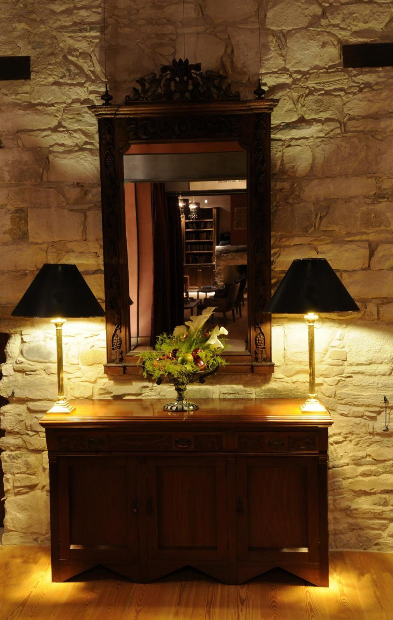 The Library Hotel Wellness Retreat Калавасос Екстериор снимка